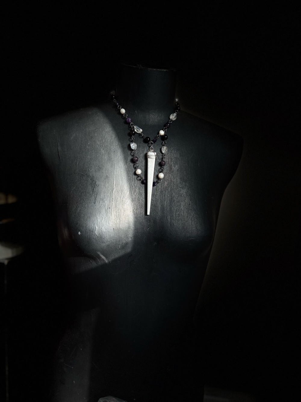 Pearl quartz Amethyst Pendant Necklace with coffin nail jewelry gothic necklace - Picture 8 of 10